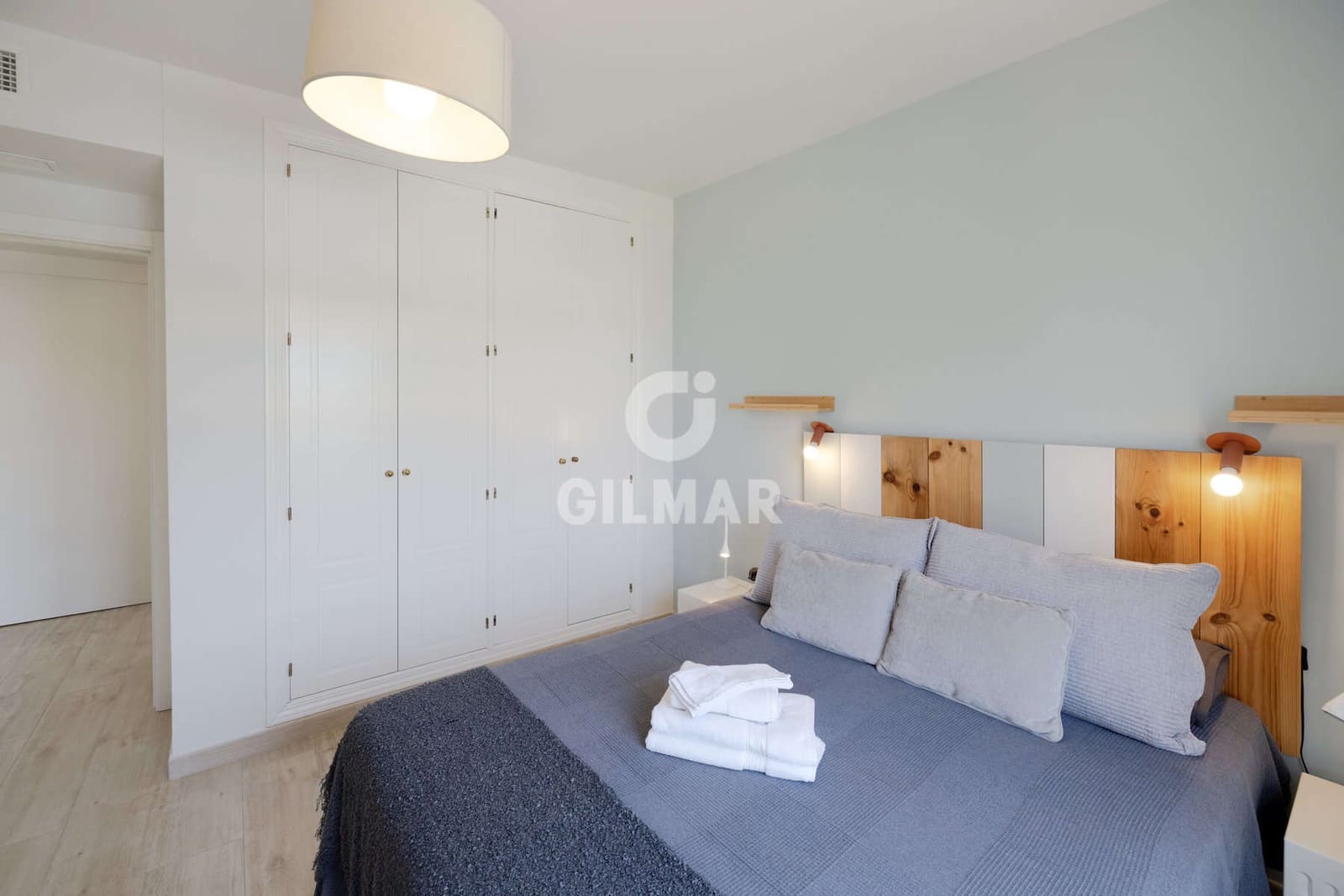2 sovrum Lägenhet till salu i Estepona med pool garage - 399 000 € (Ref: 9984135)
