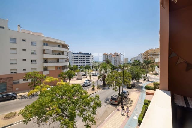2 soveværelse Lejlighed til salg i Huerta Nueva, Estepona med swimmingpool garage - € 399.000 (Ref: 9984135)