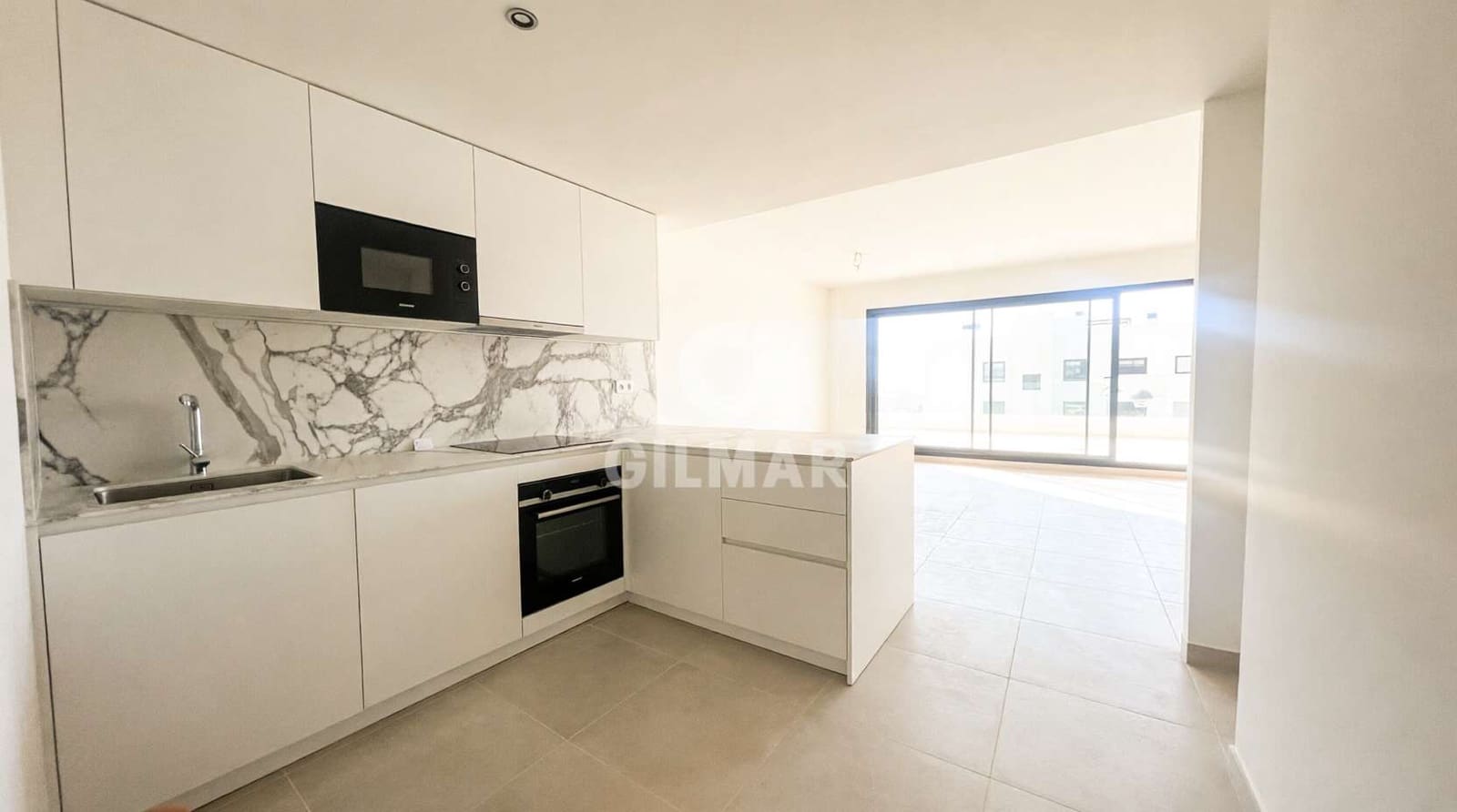 2 soverom Leilighet til salgs i Benalmadena Costa med svømmebasseng garasje - € 480 150 (Ref: 9985339)