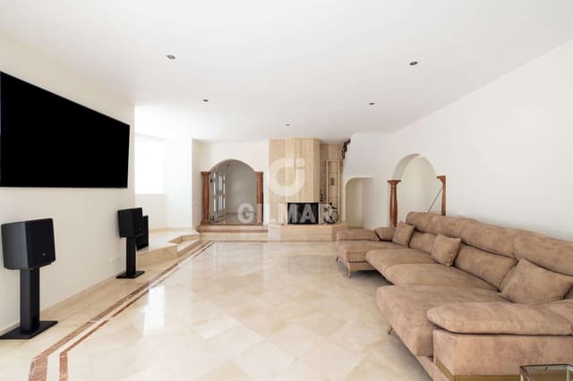 7 soveværelse Villa til salg i Altos de Estepona, Estepona med swimmingpool garage - € 1.378.000 (Ref: 9985690)