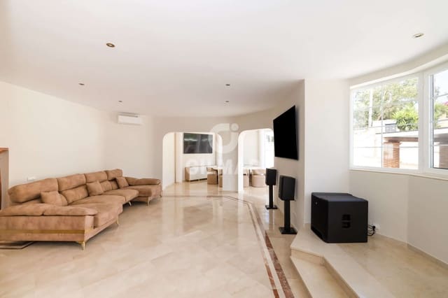 7 soveværelse Villa til salg i Altos de Estepona, Estepona med swimmingpool garage - € 1.378.000 (Ref: 9985690)