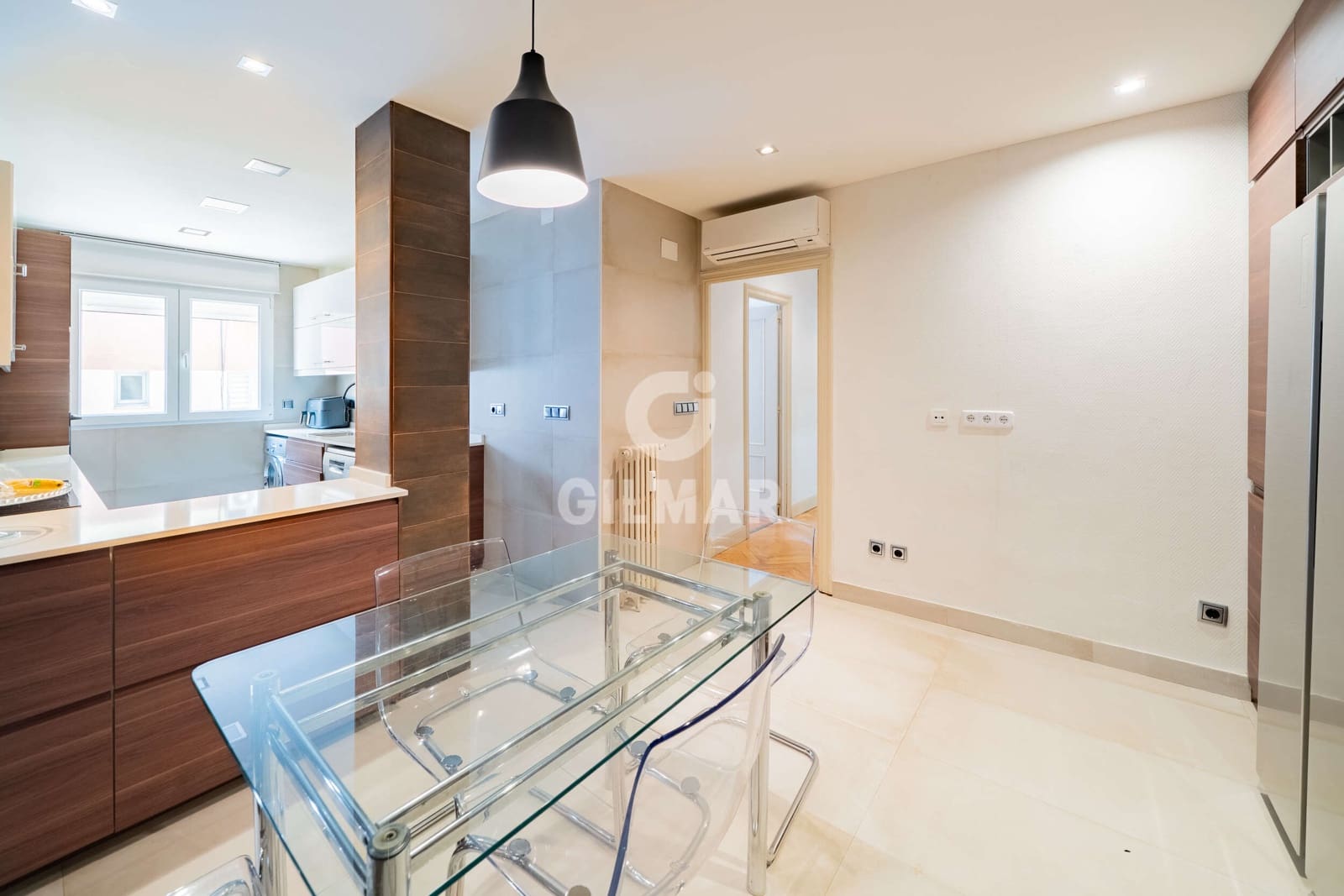 4 soveværelse Lejlighed til salg i Madrid by - € 1.650.000 (Ref: 9985691)