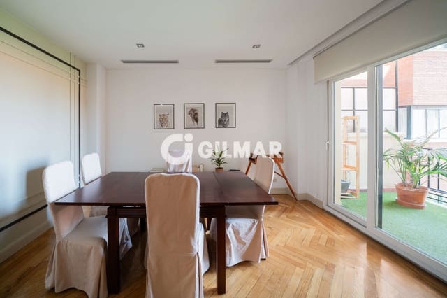 4 soveværelse Lejlighed til salg i Rios Rosas, Madrid by - € 1.650.000 (Ref: 9985691)