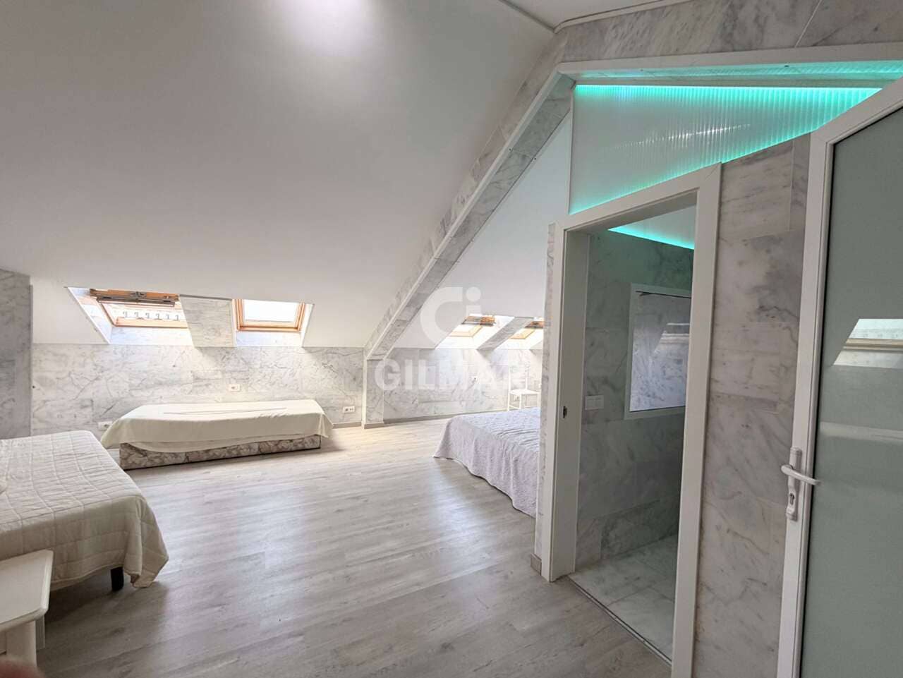 5 slaapkamer Penthouse te koop in Playa de las Americas met zwembad - € 1.400.000 (Ref: 9986143)