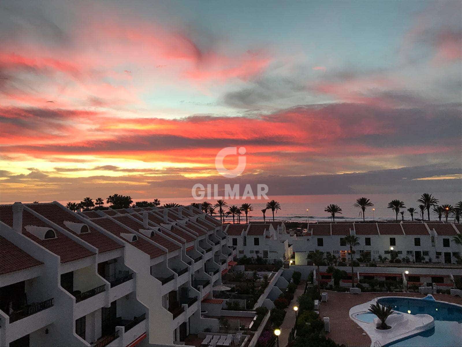 5 slaapkamer Penthouse te koop in Playa de las Americas met zwembad - € 1.400.000 (Ref: 9986143)