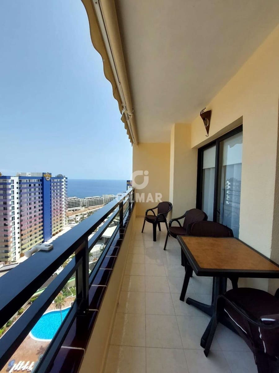 2 makuuhuone Asunto myytävänä paikassa Playa Paraiso mukana uima-altaan 
autotalli - 449 000 € (Ref: 9986145)