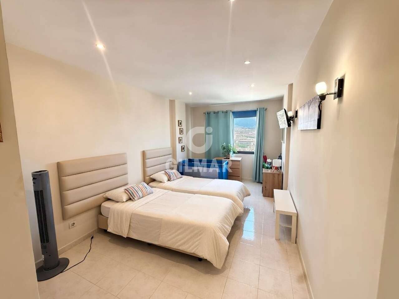 Piso de 2 habitaciones en Playa Paraiso en venta con piscina garaje - 449.000 € (Ref: 9986145)