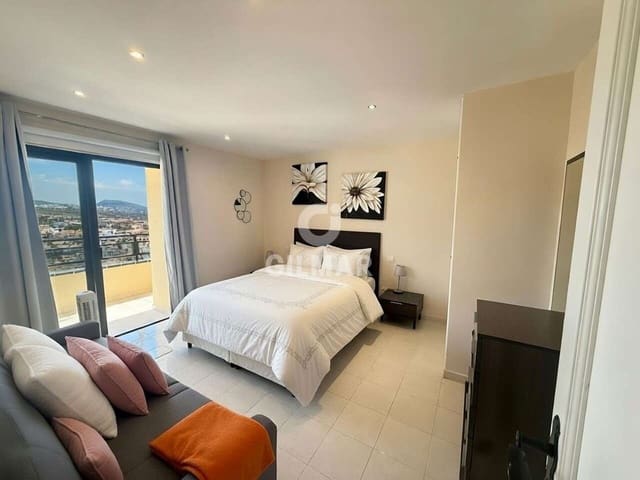 2 bedroom Flat for sale in Playa Paraiso, Adeje with pool garage - € 449,000 (Ref: 9986145)