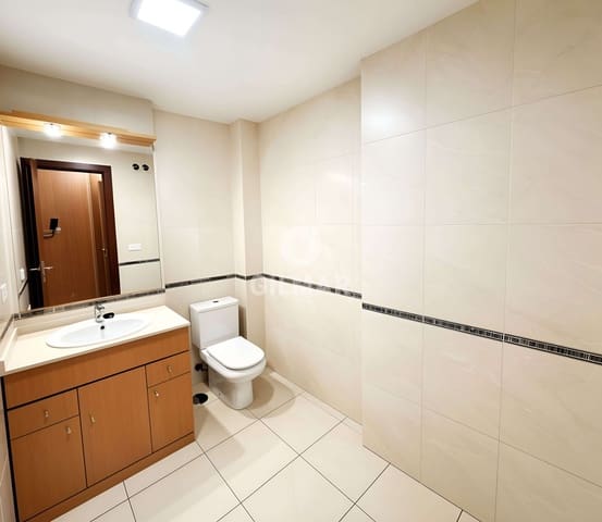2 slaapkamer Flat te koop in Guargacho met garage - € 220.000 (Ref: 9986146)