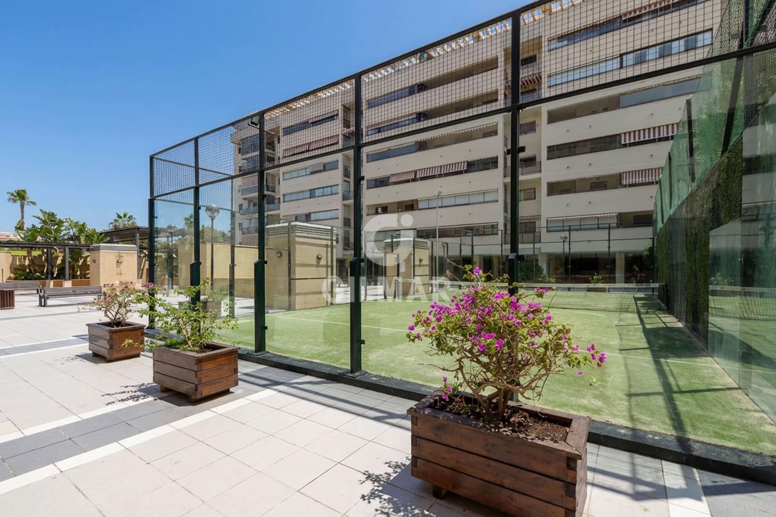 4 Zimmer Wohnung zu verkaufen in Malaga Stadt mit Pool Garage - 795.000 € (Ref: 9989274)