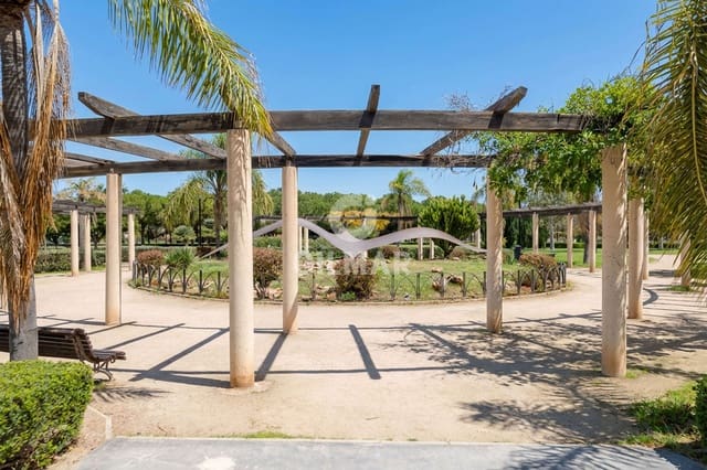 4 Zimmer Wohnung zu verkaufen in Finca El Pato, Málaga Stadt mit Pool Garage - 795.000 € (Ref: 9989274)