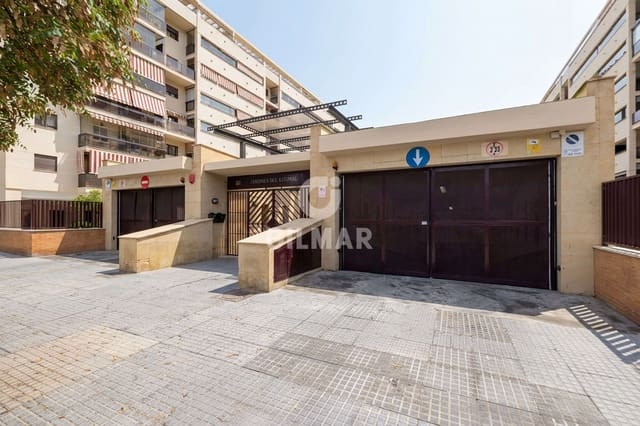 4 Zimmer Wohnung zu verkaufen in Finca El Pato, Málaga Stadt mit Pool Garage - 795.000 € (Ref: 9989274)