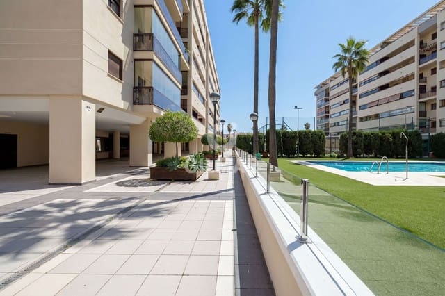 4 Zimmer Wohnung zu verkaufen in Finca El Pato, Málaga Stadt mit Pool Garage - 795.000 € (Ref: 9989274)