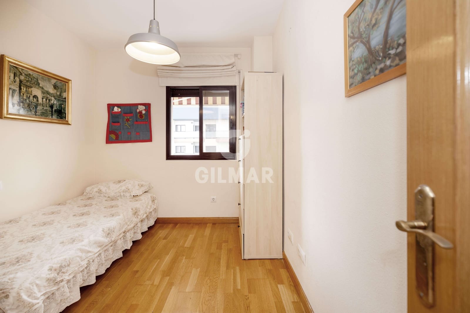 4 Zimmer Wohnung zu verkaufen in Malaga Stadt mit Pool Garage - 795.000 € (Ref: 9989274)