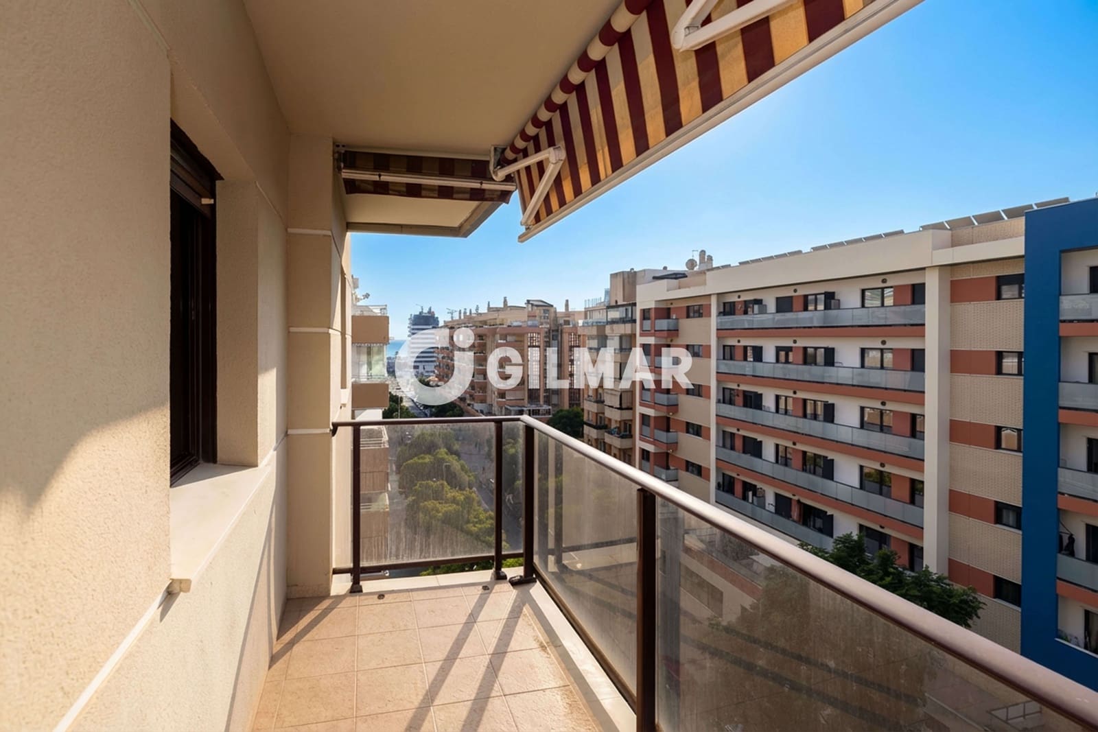 4 soverom Leilighet til salgs i Malaga by med svømmebasseng garasje - € 795 000 (Ref: 9989274)