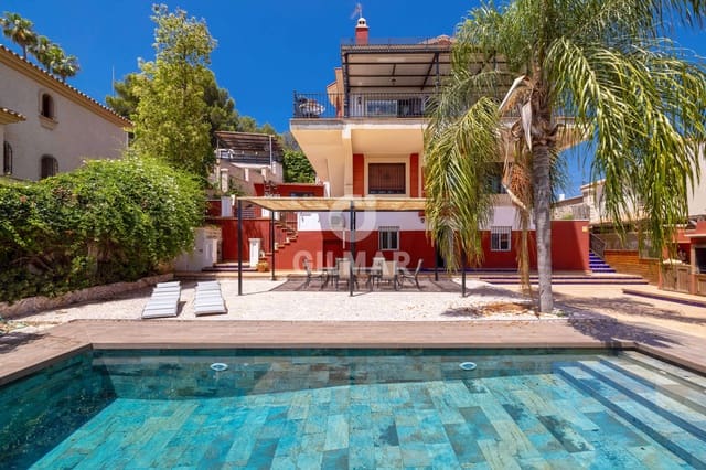 5 soverom Villa til salgs i Finca El Candado, Málaga by med svømmebasseng garasje - € 2 200 000 (Ref: 9989276)