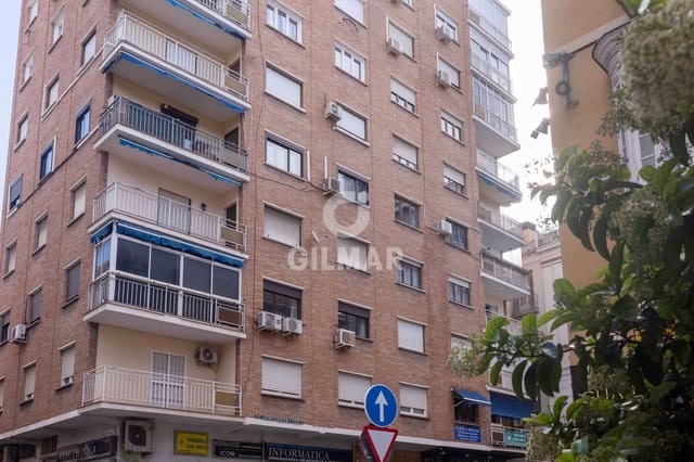 4 Zimmer Wohnung zu verkaufen in Centro Historico, Málaga Stadt - 745.000 € (Ref: 9989277)