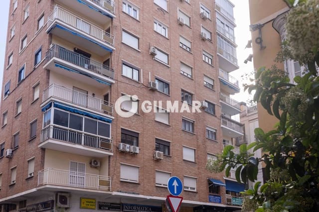 4 soverom Leilighet til salgs i Centro Historico, Málaga by - € 745 000 (Ref: 9989277)