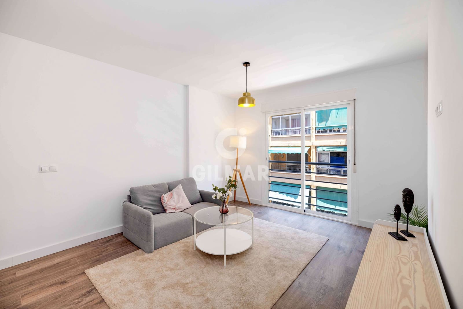 1 slaapkamer Flat te koop in Malaga stad - € 275.000 (Ref: 9989278)