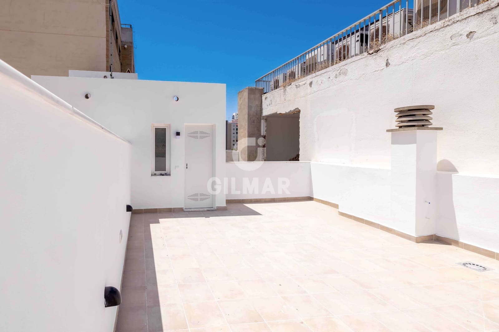 1 slaapkamer Flat te koop in Malaga stad - € 275.000 (Ref: 9989278)
