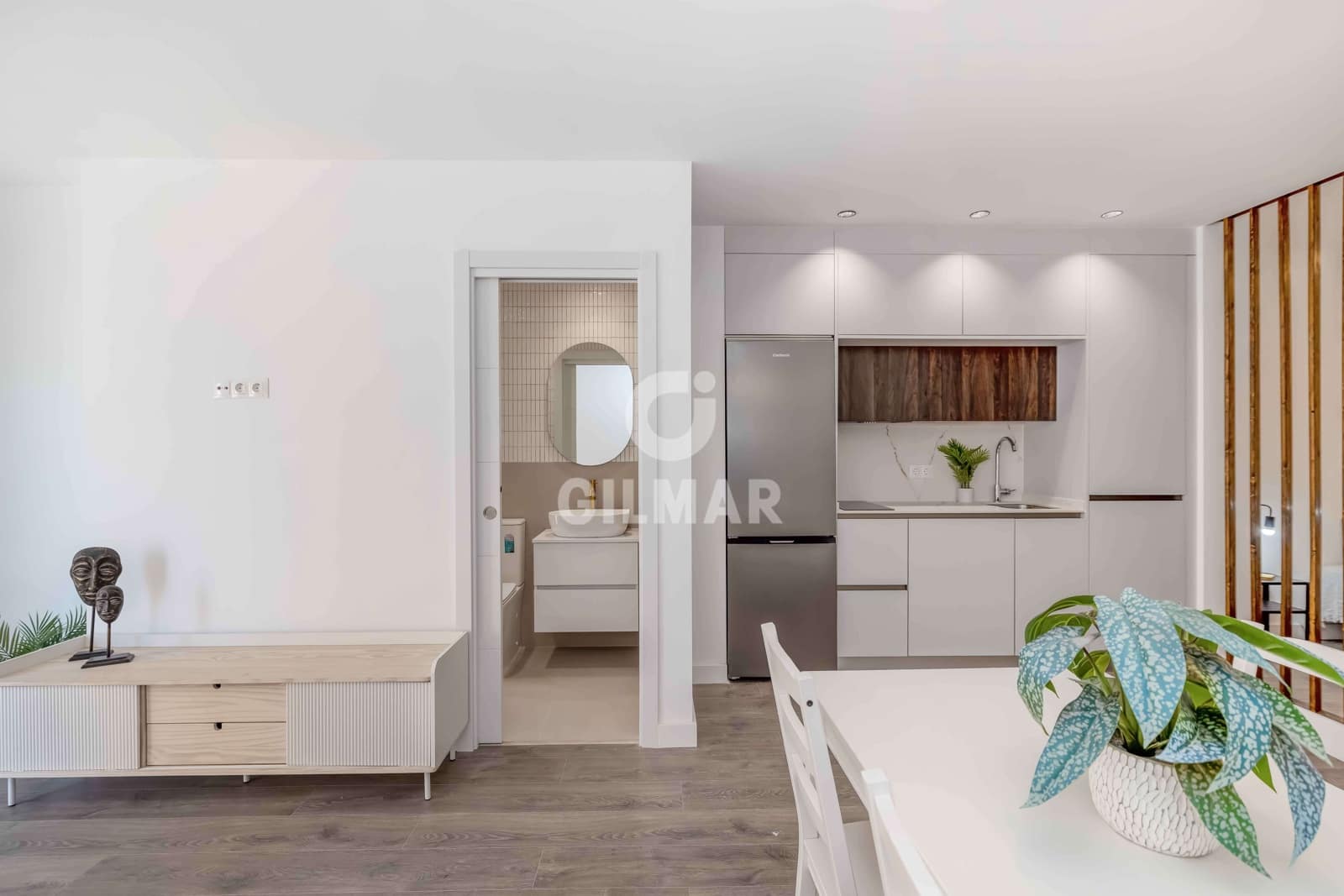 1 slaapkamer Flat te koop in Malaga stad - € 275.000 (Ref: 9989278)