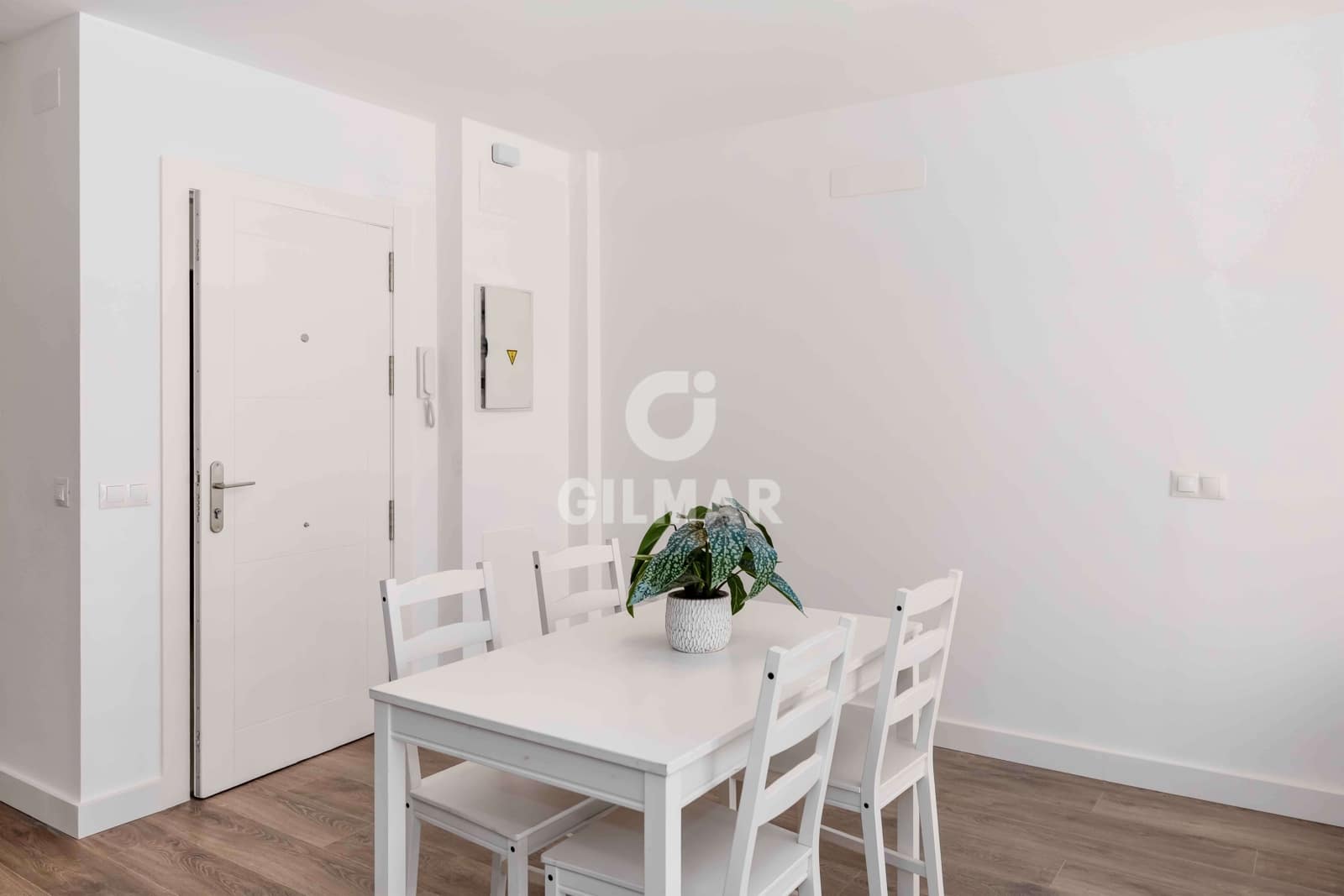 1 slaapkamer Flat te koop in Malaga stad - € 275.000 (Ref: 9989278)