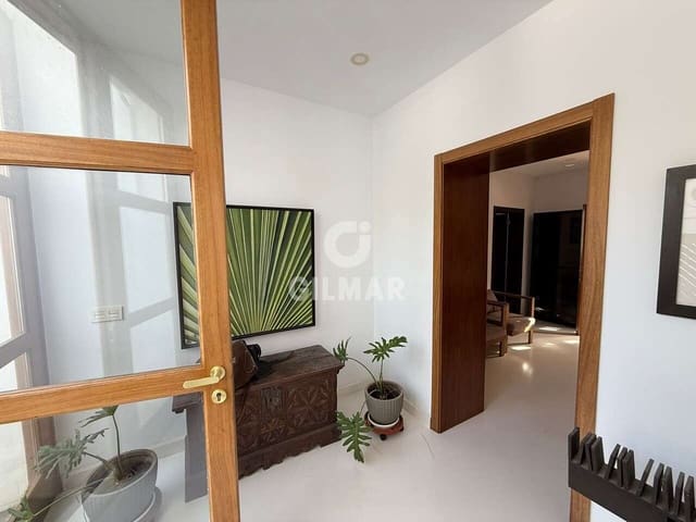 4 quarto Moradia para venda em Tejina de Guia de Isora, Guía de Isora com garagem - 1 220 000 € (Ref: 9989279)