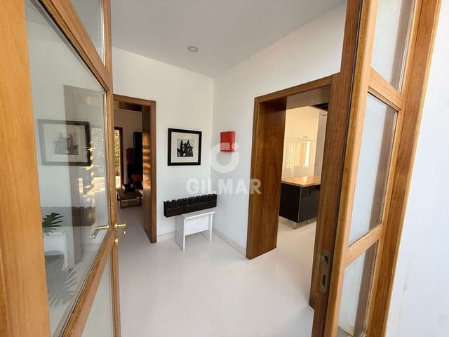 4 quarto Moradia para venda em Tejina de Guia de Isora, Guía de Isora com garagem - 1 220 000 € (Ref: 9989279)