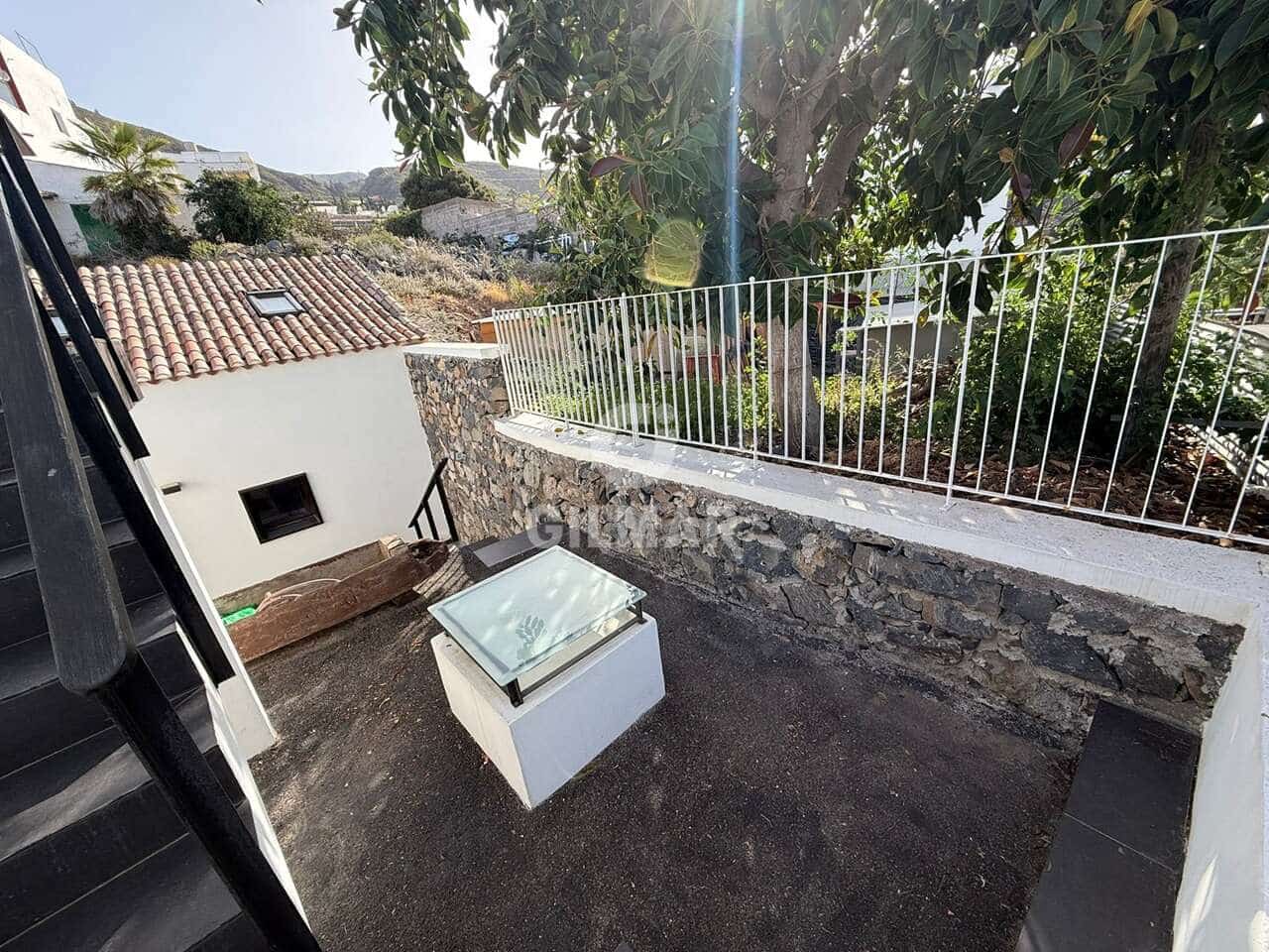 4 slaapkamer Villa te koop in Tejina de Guia de Isora met garage - € 1.220.000 (Ref: 9989279)