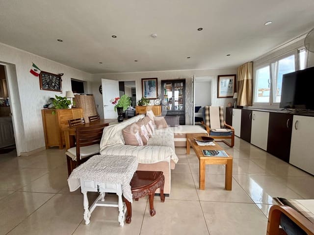 Chalet de 4 habitaciones en Buzanada, Arona en venta - 580.000 € (Ref: 9989280)