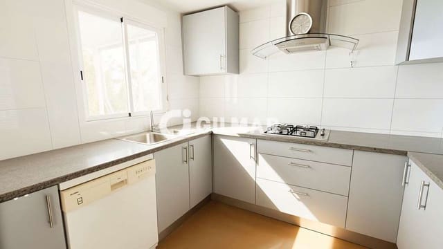 4 soveværelse Villa til salg i Buzanada, Arona - € 639.000 (Ref: 9989280)