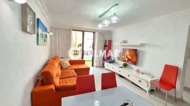 2 soveværelse Lejlighed til salg i Playa de las Americas, Arona med swimmingpool garage - € 630.000 (Ref: 9989281)