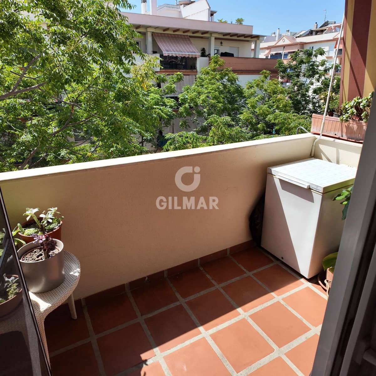 3 makuuhuone Asunto myytävänä paikassa Estepona mukana uima-altaan 
autotalli - 475 000 € (Ref: 9989869)