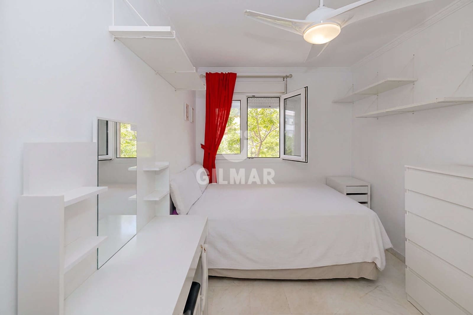 3 Zimmer Wohnung zu verkaufen in Estepona mit Pool Garage - 460.000 € (Ref: 9989869)