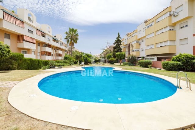 3 bedroom Flat for sale in Huerta Nueva, Estepona with pool garage - € 475,000 (Ref: 9989869)