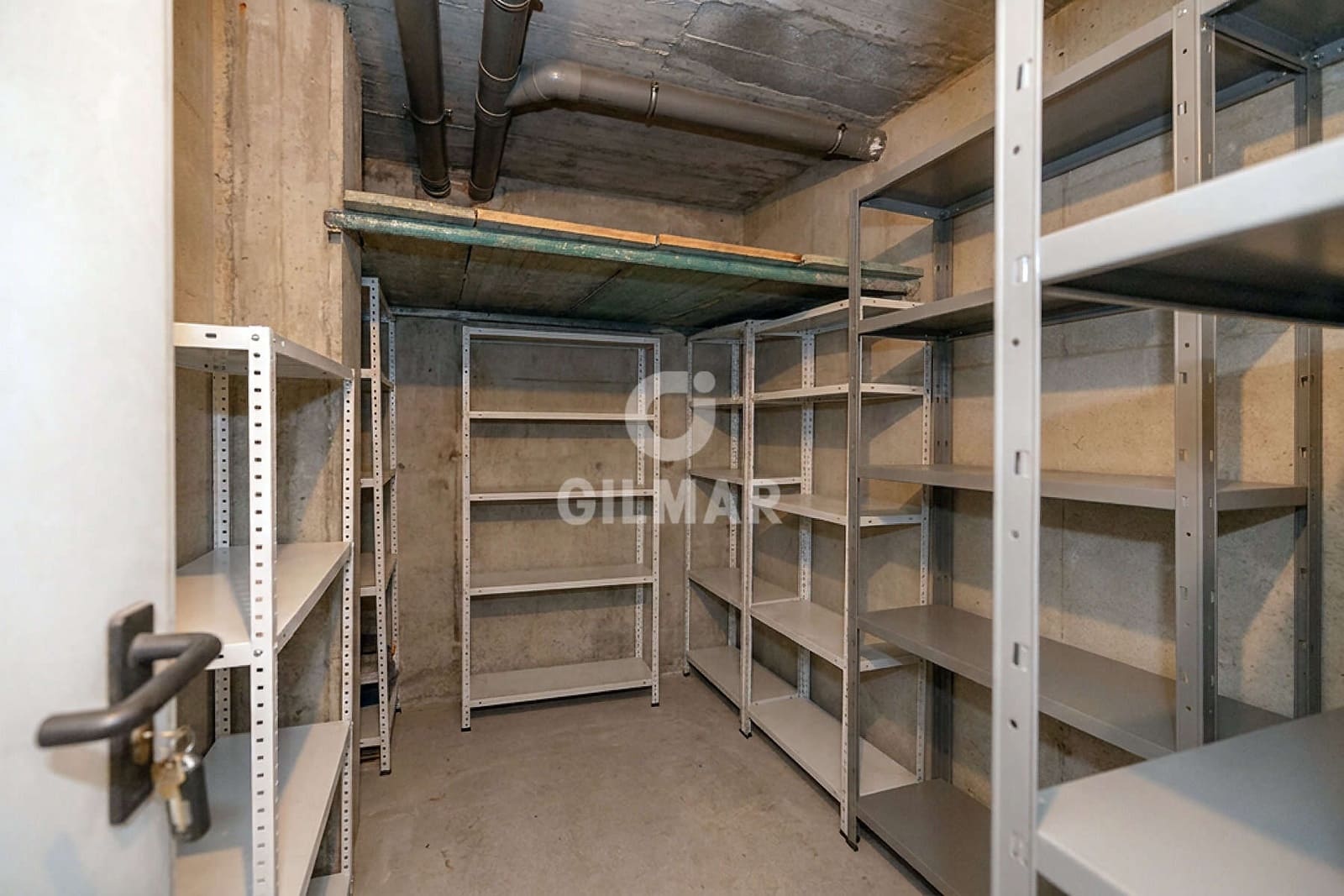 3 Zimmer Wohnung zu verkaufen in Estepona mit Pool Garage - 460.000 € (Ref: 9989869)
