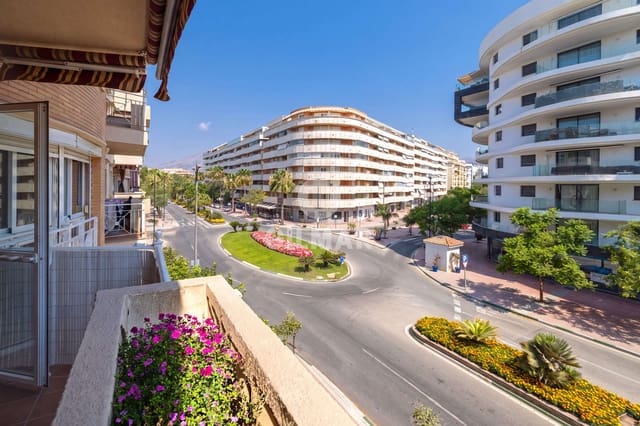 4 soveværelse Lejlighed til salg i Huerta Nueva, Estepona med garage - € 636.000 (Ref: 9989871)