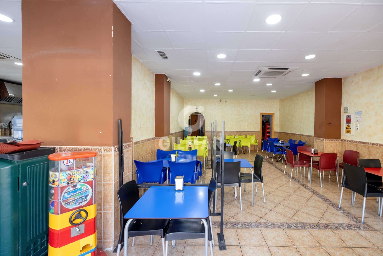 Komercyjne na sprzedaż w Miasto Malaga - 533 000 € (Ref: 9989874)