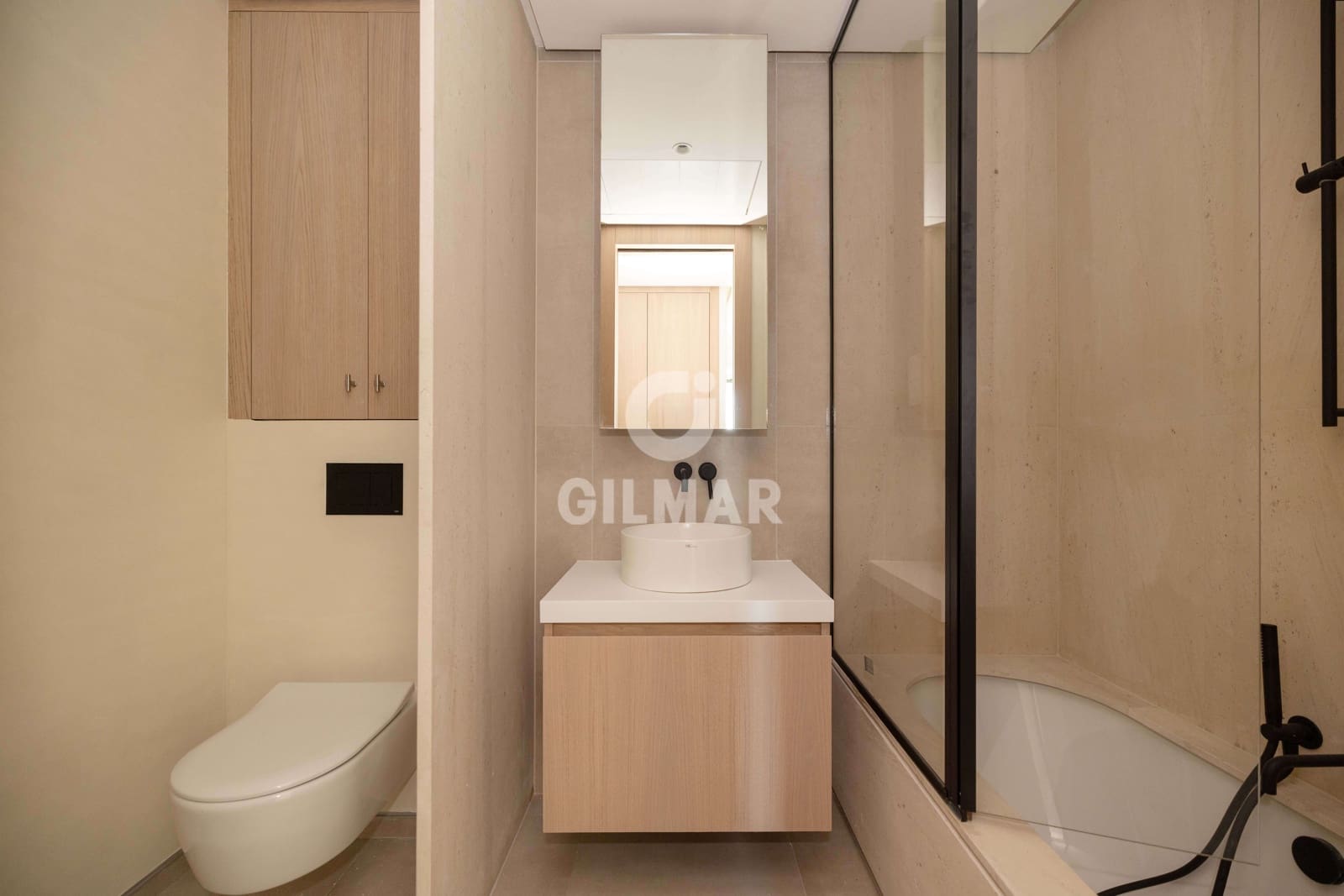 3 Zimmer Wohnung zu verkaufen in Malaga Stadt mit Pool Garage - 1.590.000 € (Ref: 9989877)