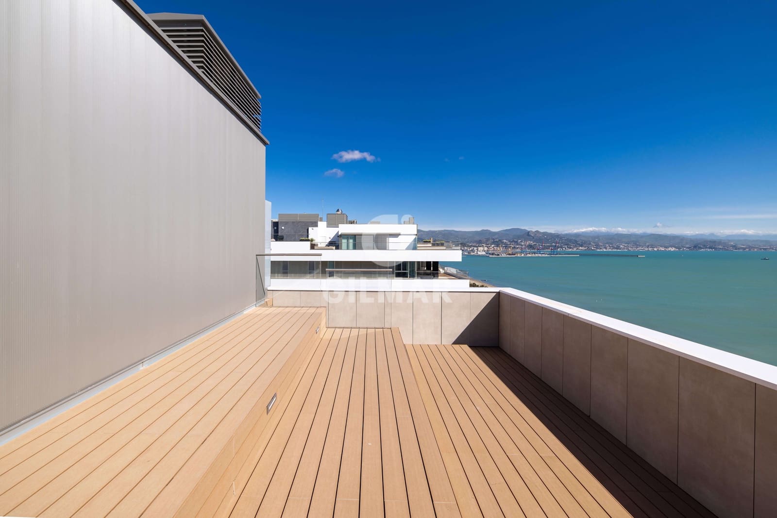 3 Zimmer Wohnung zu verkaufen in Malaga Stadt mit Pool Garage - 1.590.000 € (Ref: 9989877)