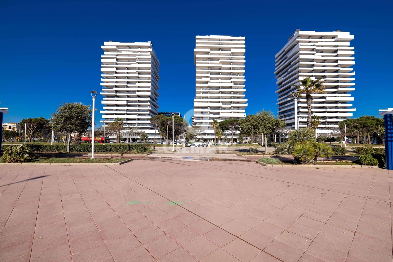 3 Zimmer Wohnung zu verkaufen in Malaga Stadt mit Pool Garage - 1.590.000 € (Ref: 9989877)