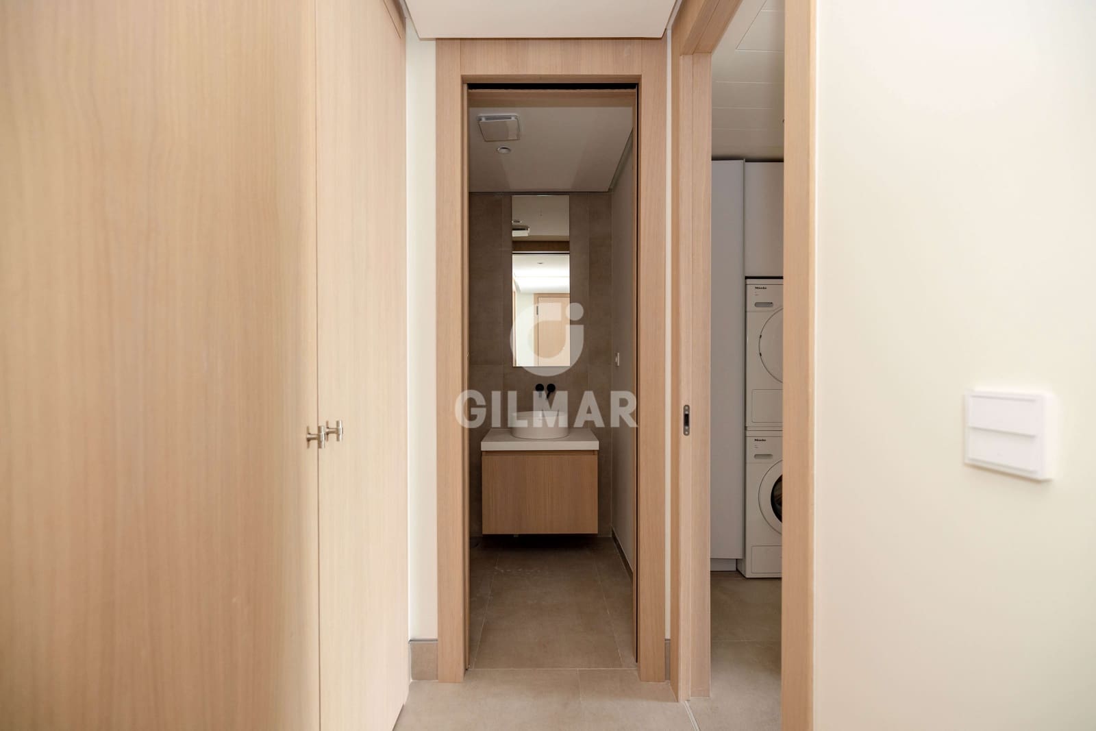 3 Zimmer Wohnung zu verkaufen in Malaga Stadt mit Pool Garage - 1.590.000 € (Ref: 9989877)