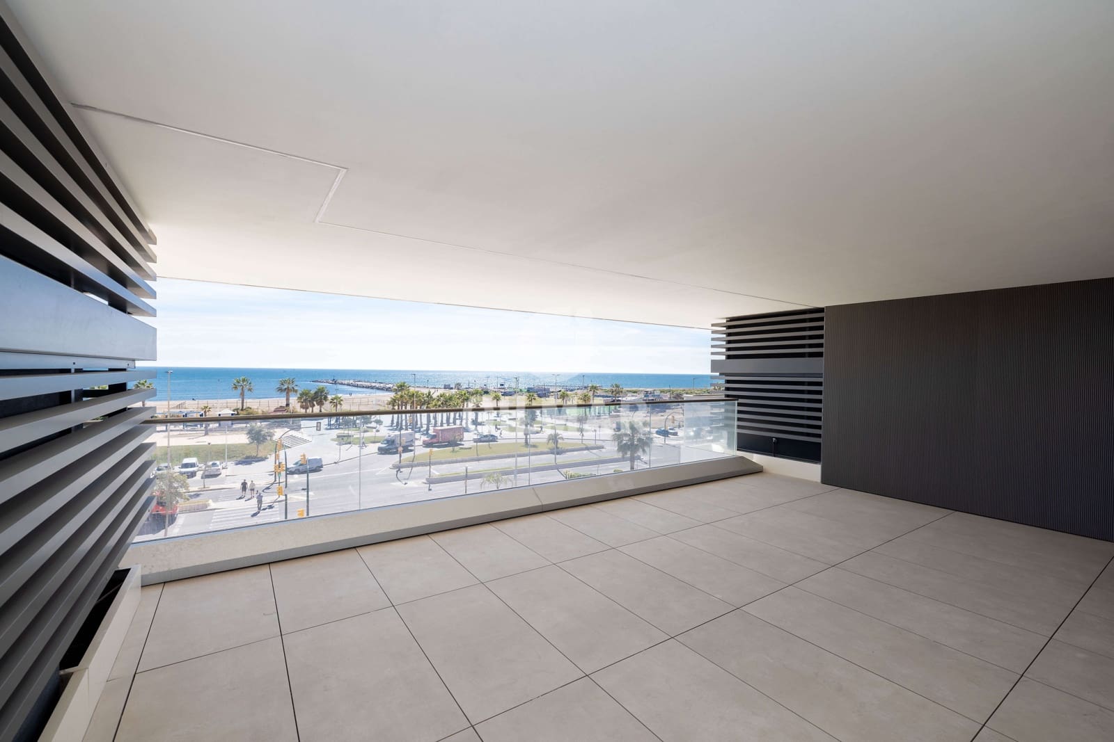 3 Zimmer Wohnung zu verkaufen in Malaga Stadt mit Pool Garage - 1.590.000 € (Ref: 9989877)