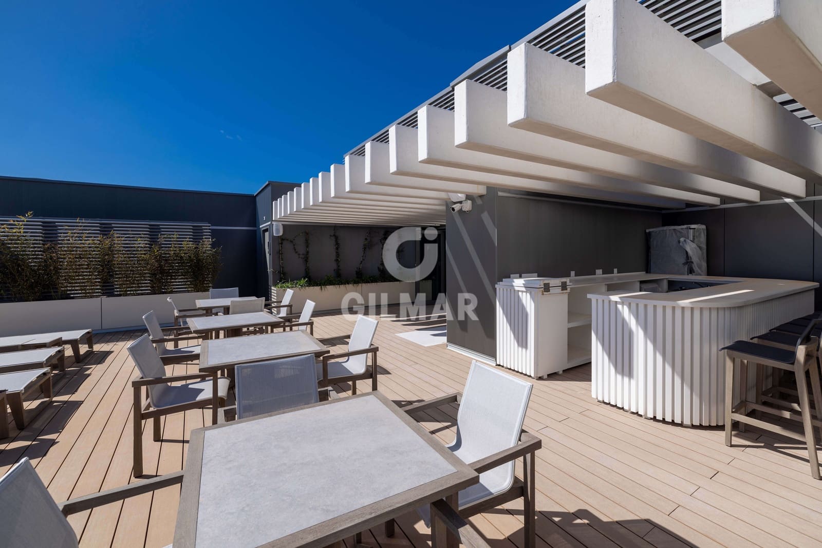 3 Zimmer Wohnung zu verkaufen in Malaga Stadt mit Pool Garage - 1.590.000 € (Ref: 9989877)
