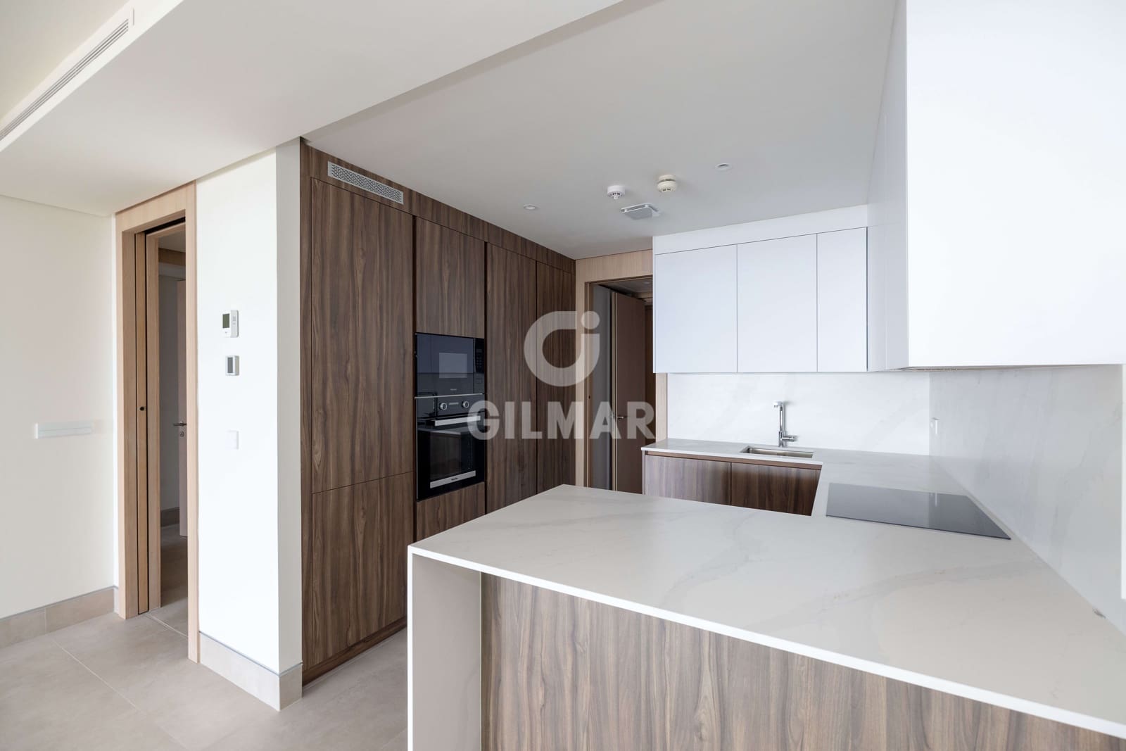3 Zimmer Wohnung zu verkaufen in Malaga Stadt mit Pool Garage - 1.590.000 € (Ref: 9989877)