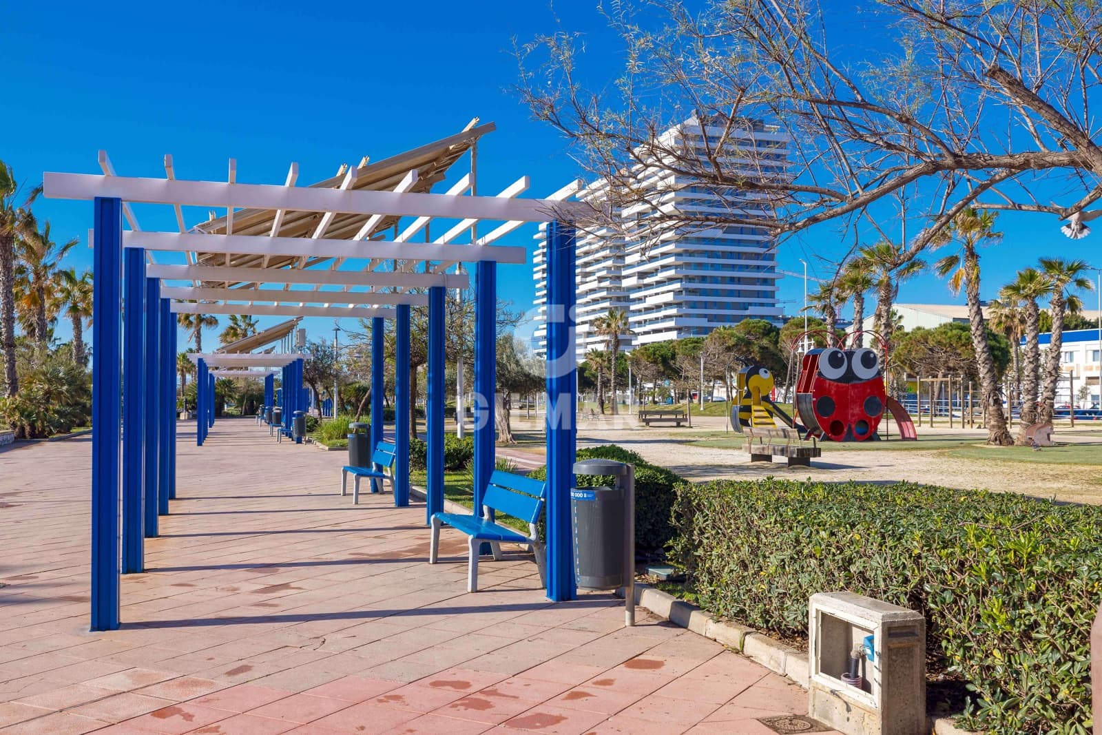3 Zimmer Wohnung zu verkaufen in Malaga Stadt mit Pool Garage - 1.590.000 € (Ref: 9989877)