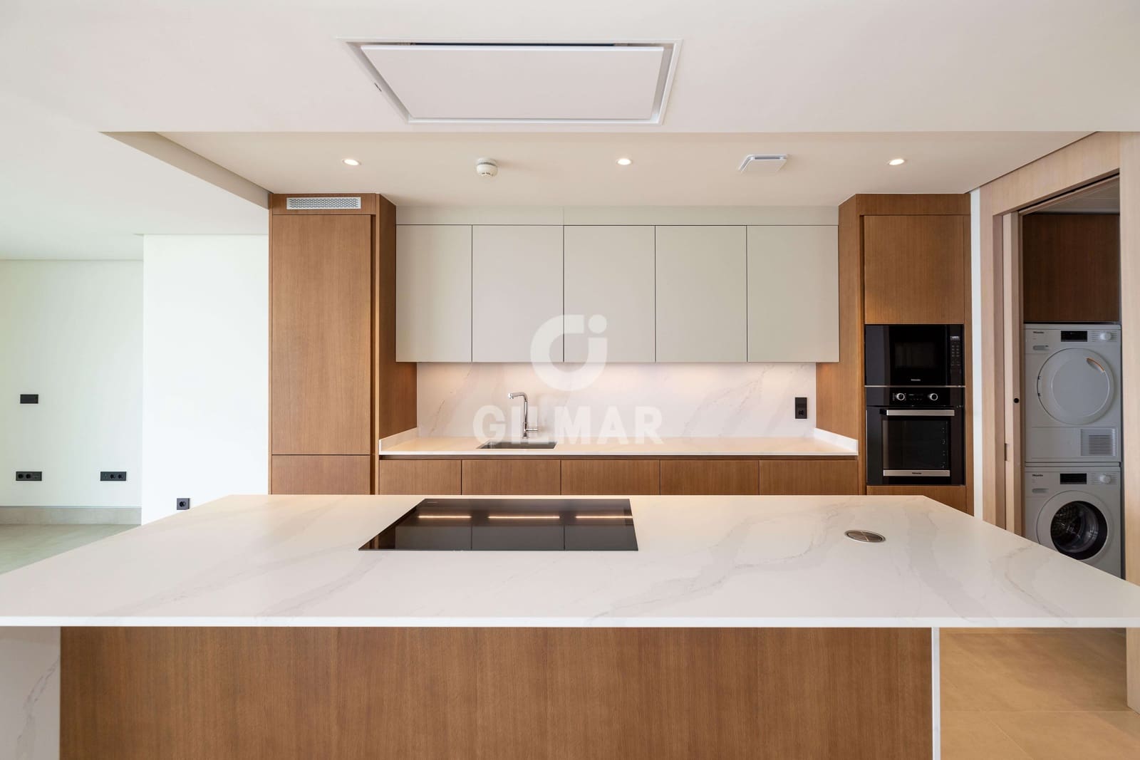 4 sovrum Lägenhet till salu i Malaga stad med pool garage - 2 330 000 € (Ref: 9989878)