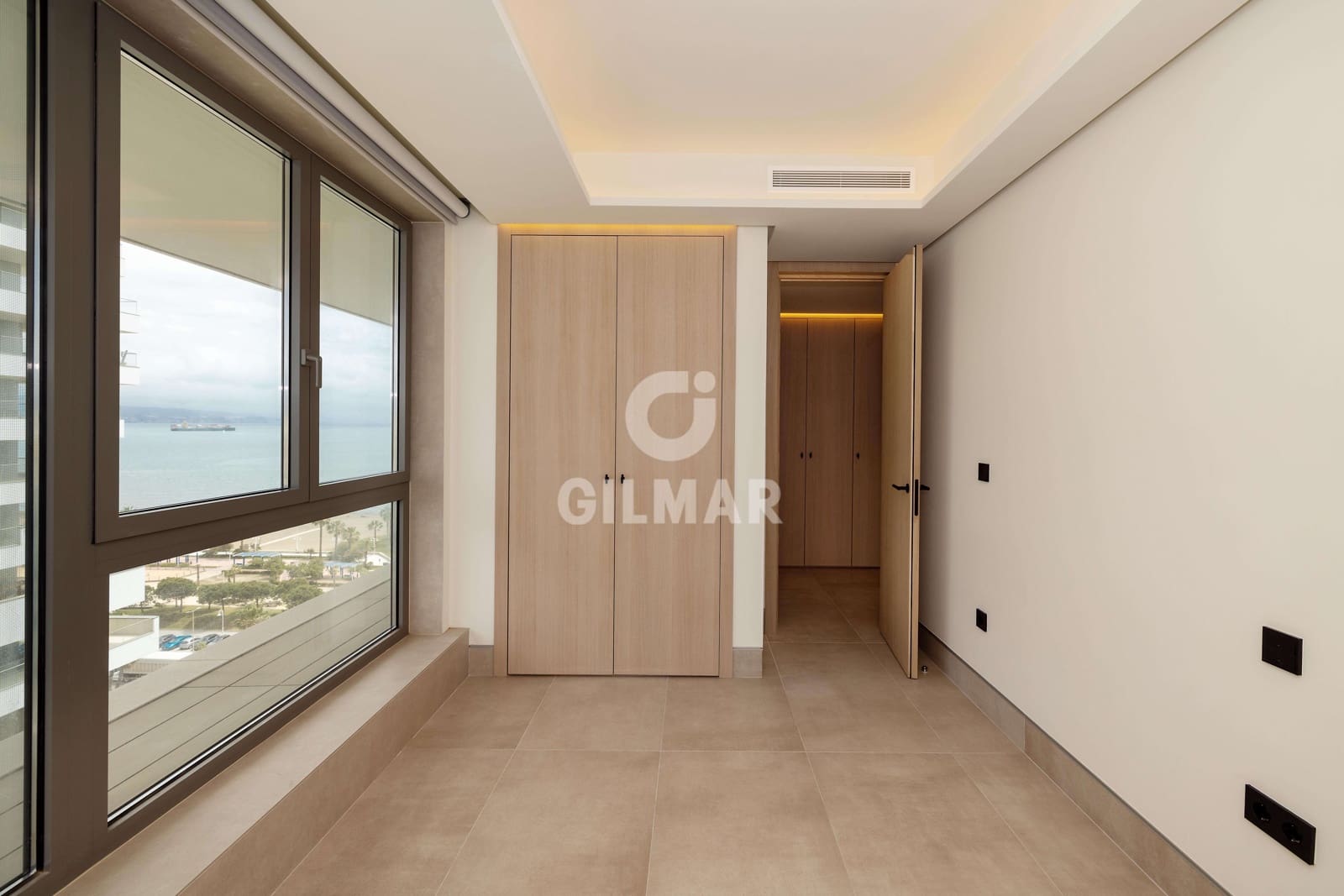 4 sovrum Lägenhet till salu i Malaga stad med pool garage - 2 330 000 € (Ref: 9989878)