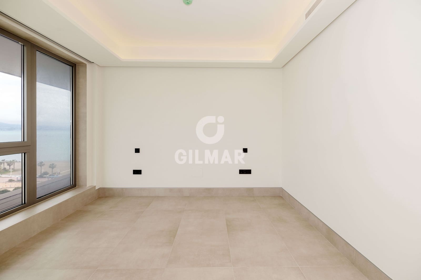 4 sovrum Lägenhet till salu i Malaga stad med pool garage - 2 330 000 € (Ref: 9989878)