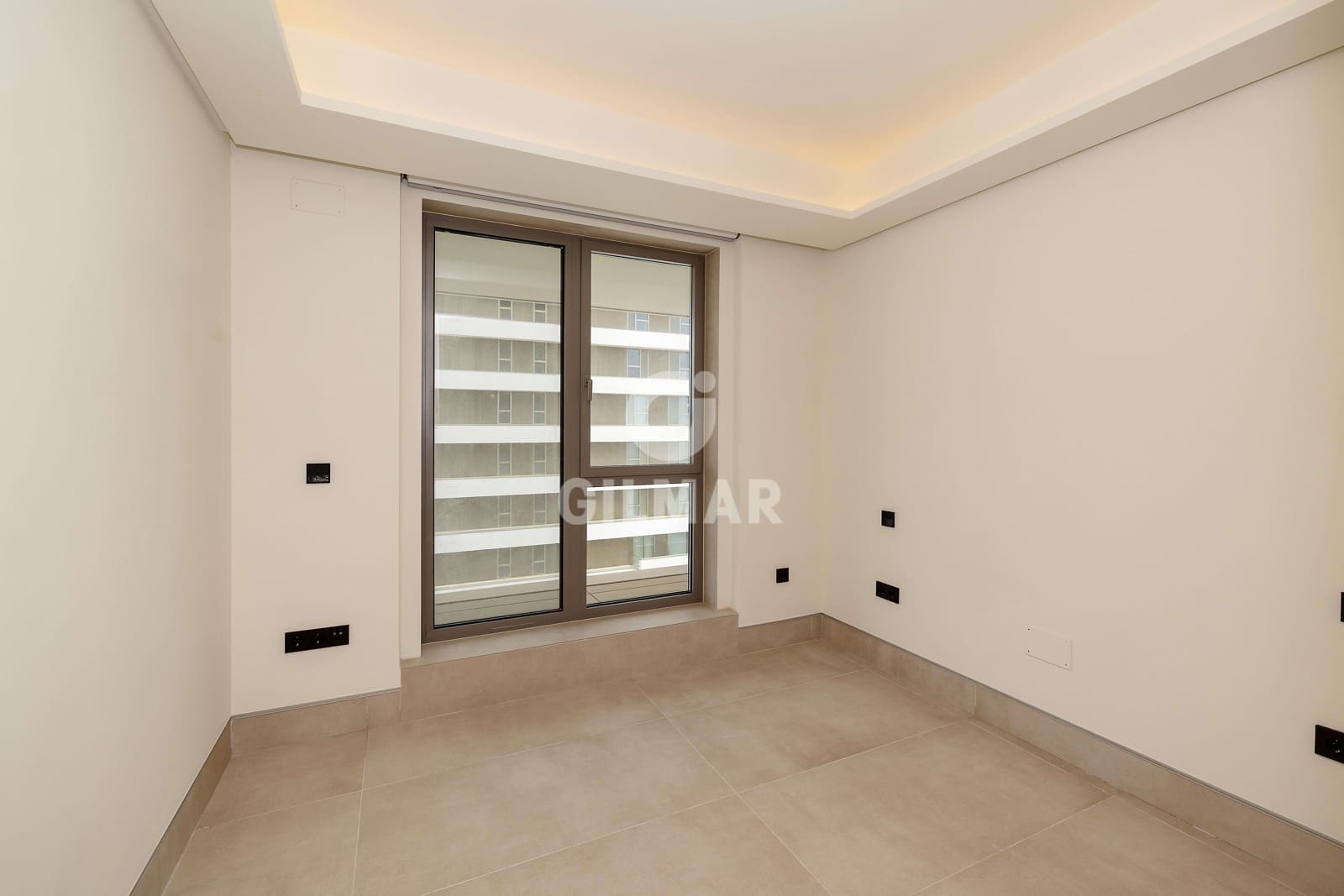 4 sovrum Lägenhet till salu i Malaga stad med pool garage - 2 330 000 € (Ref: 9989878)